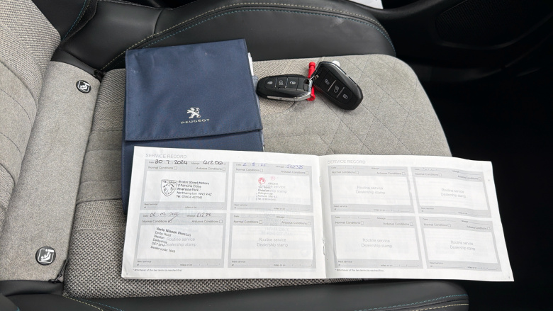 Peugeot 2008 100kW GT Premium 50kWh 5dr Auto Electric Estate